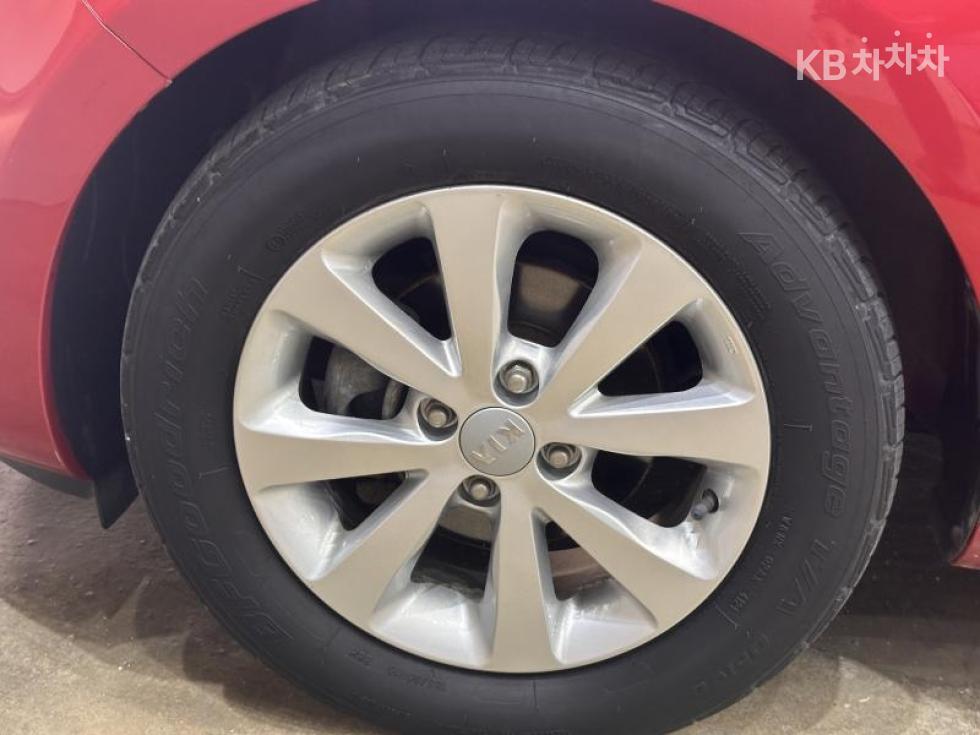 2014 - kia pride
