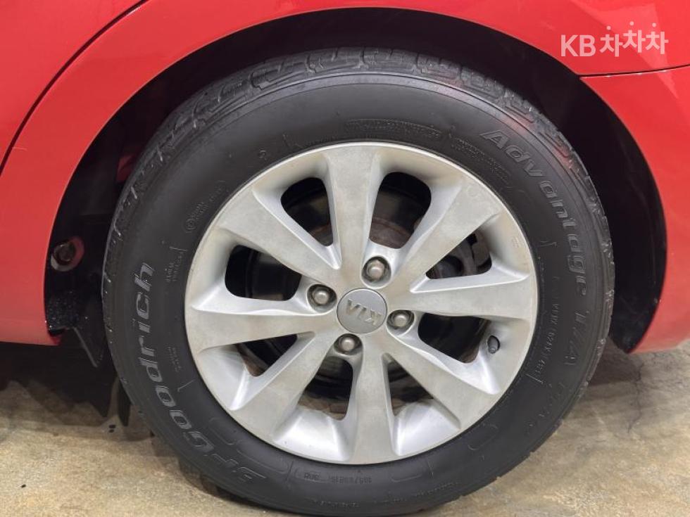 2014 - kia pride