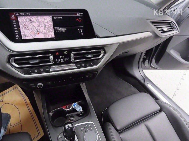 BMW 2 Series Gran Coupe F44 218d Advantage 8