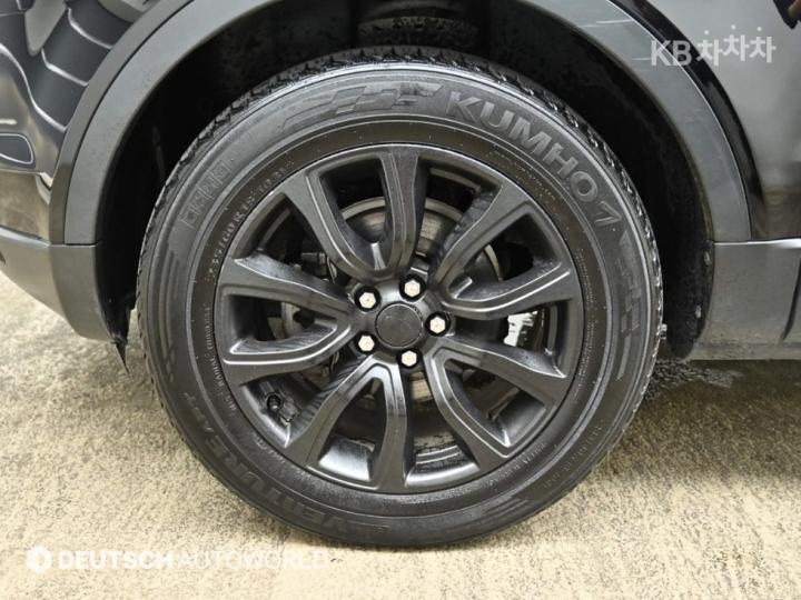 Land Rover Range Rover Evoque 5 Duo 2.2 SD4 Pure 6