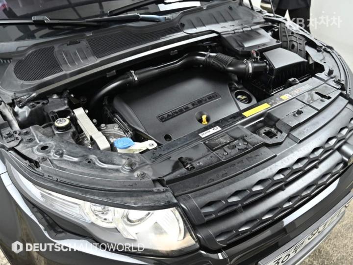 Land Rover Range Rover Evoque 5 Duo 2.2 SD4 Pure 7