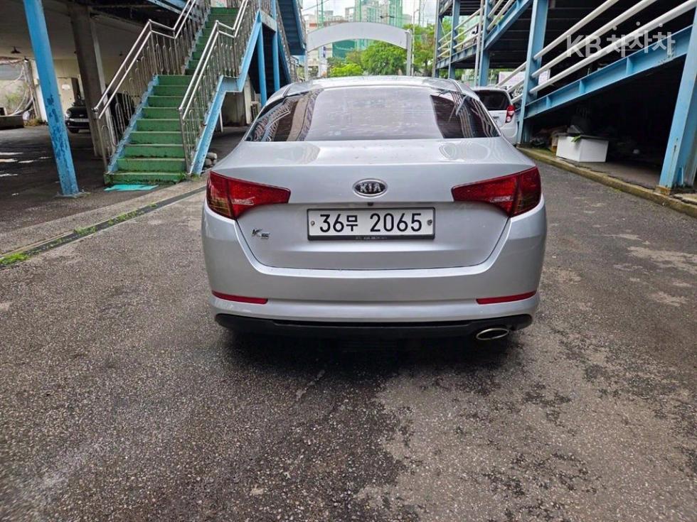 2011 - kia k5