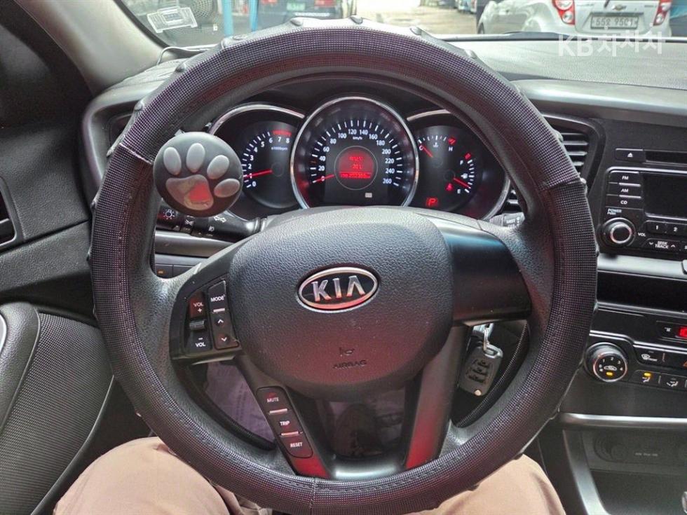 2011 - kia k5