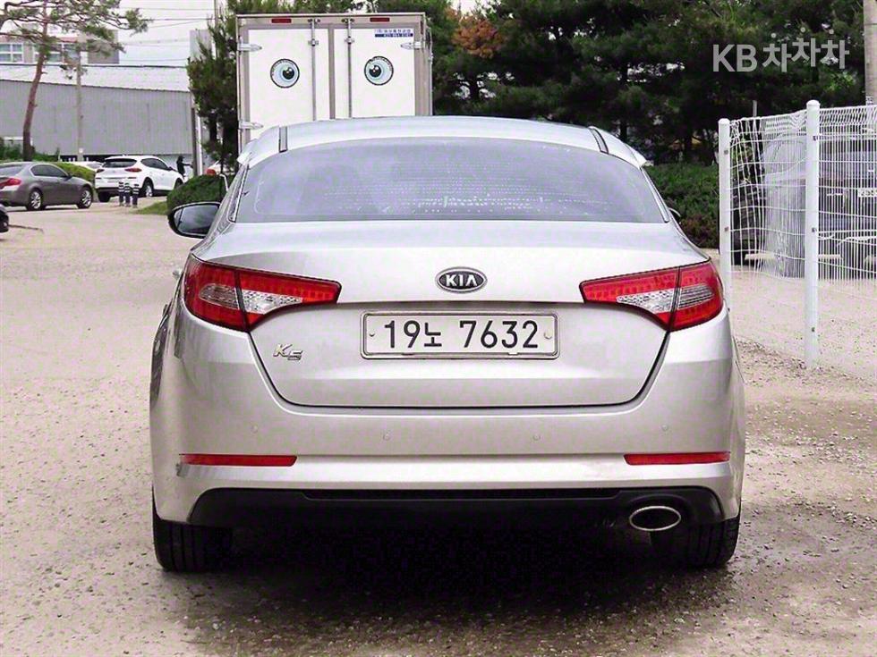 2011 - kia k5