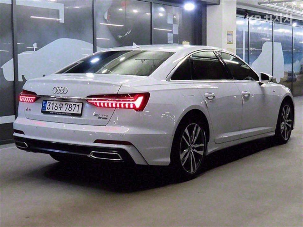 2021 - audi a6