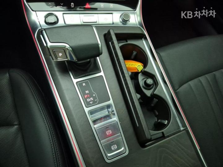 Audi A6 C8 40 TDI Quattro Premium 9