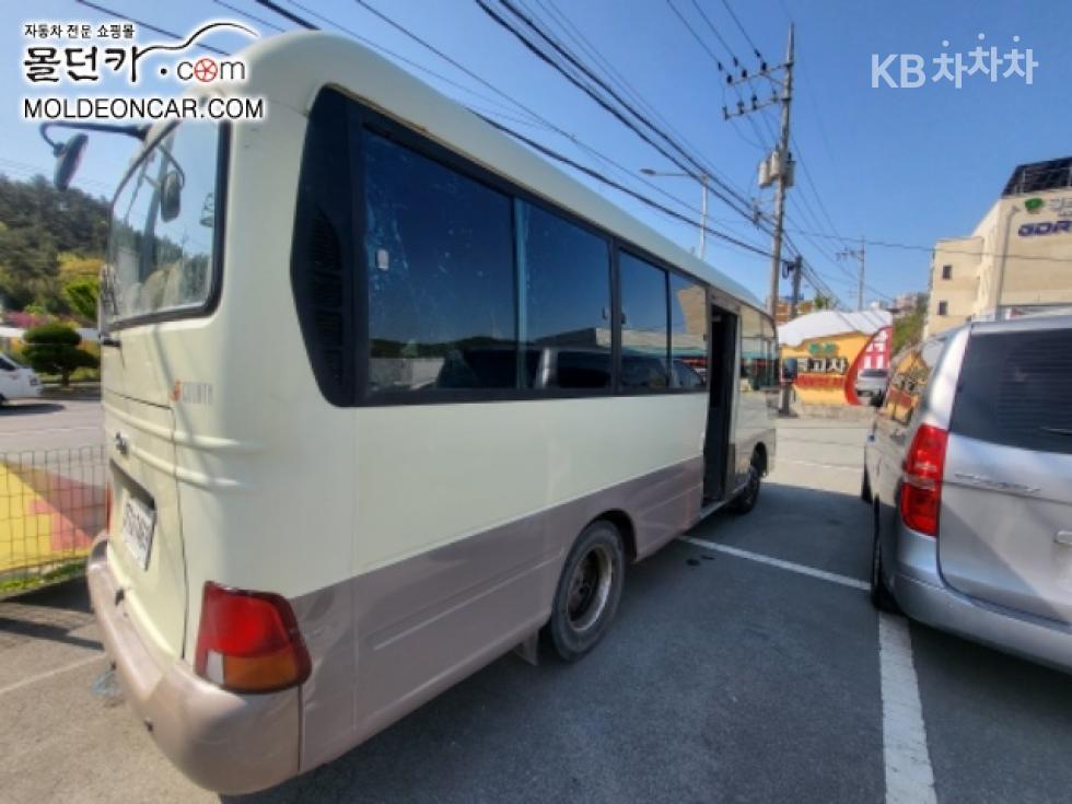 2012 - hyundai e-county