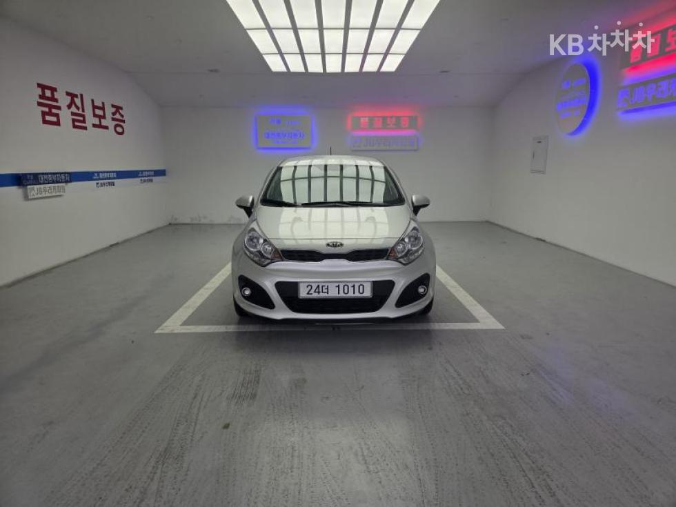 2012 kia pride