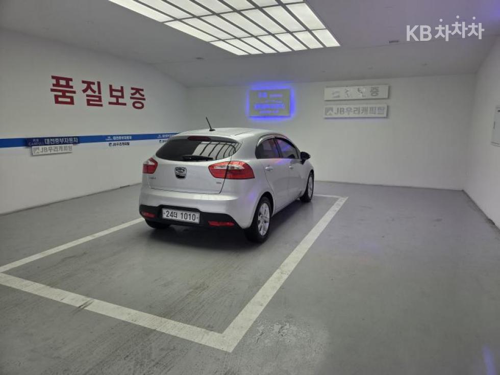 2012 - kia pride