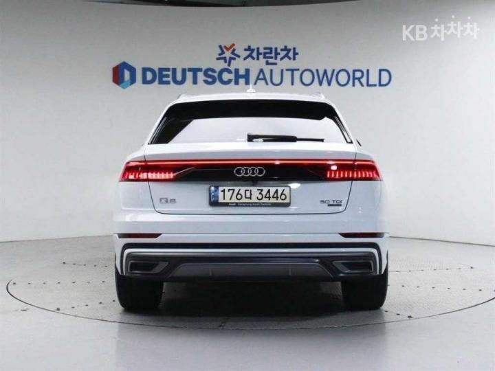 Audi Q8 3.0 50 TDI Quattro Premium 5