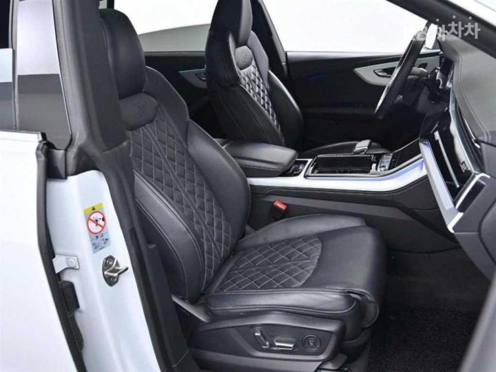 Audi Q8 3.0 50 TDI Quattro Premium 10