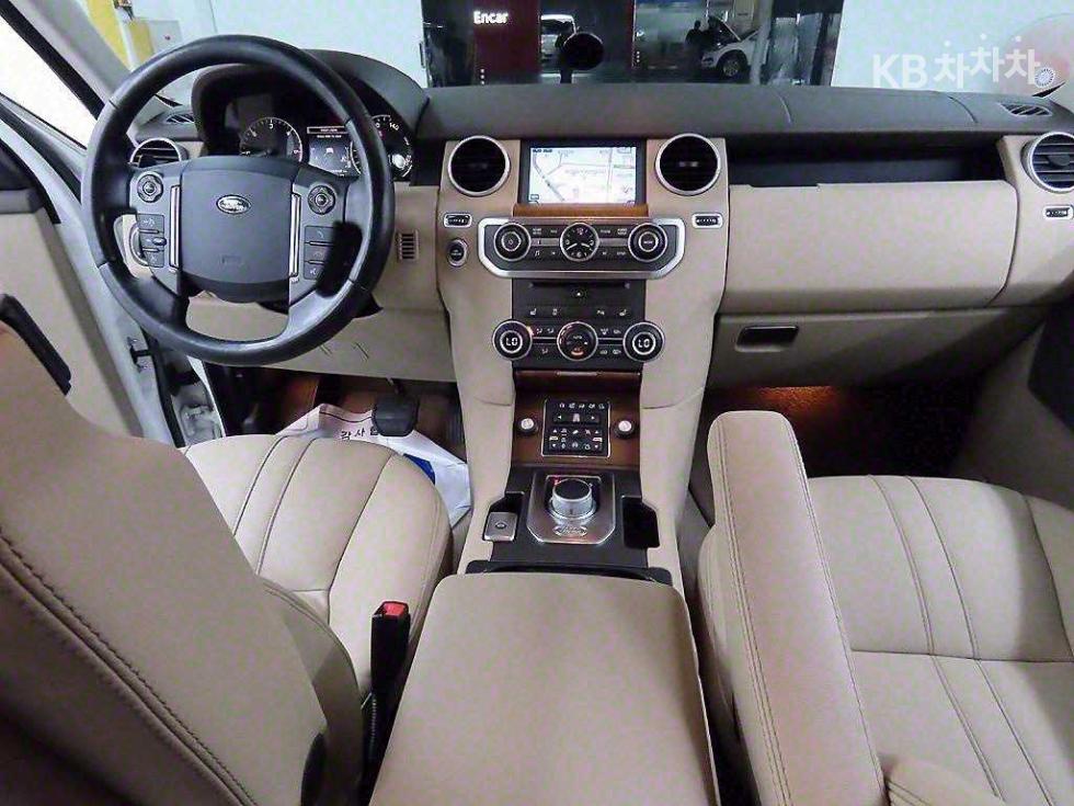2016 - land rover discovery 4
