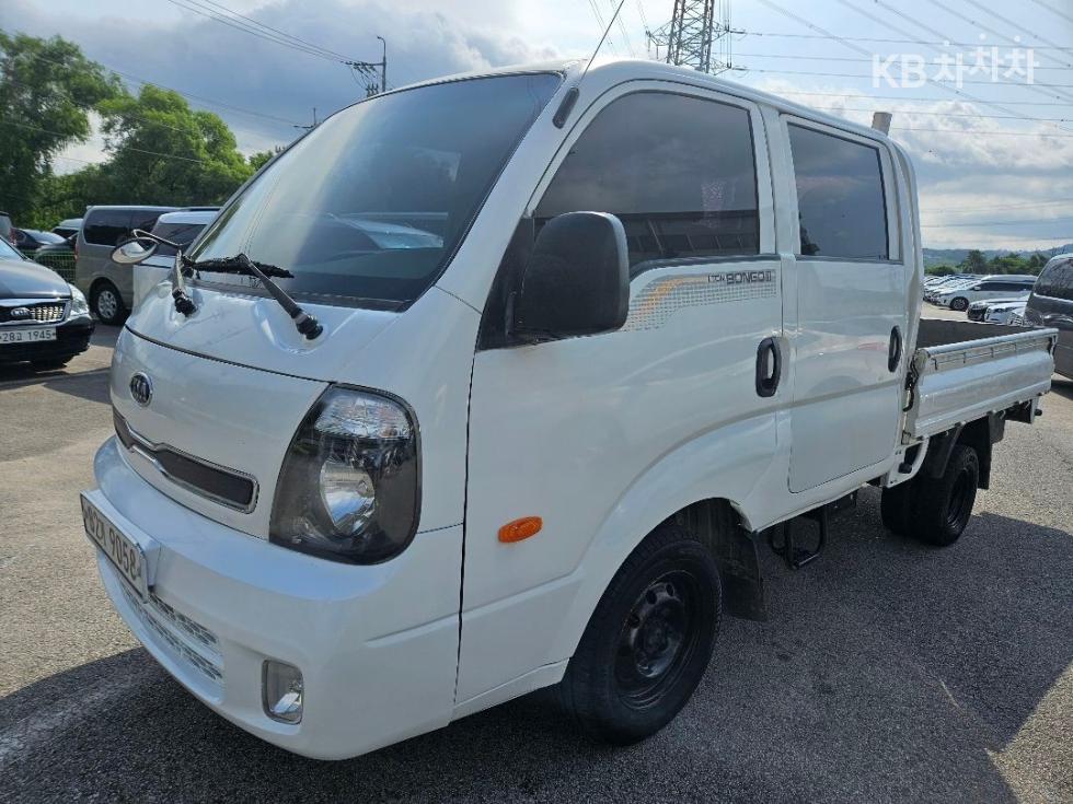 2012 - kia bongo iii