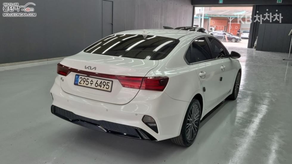 2022 - kia k3