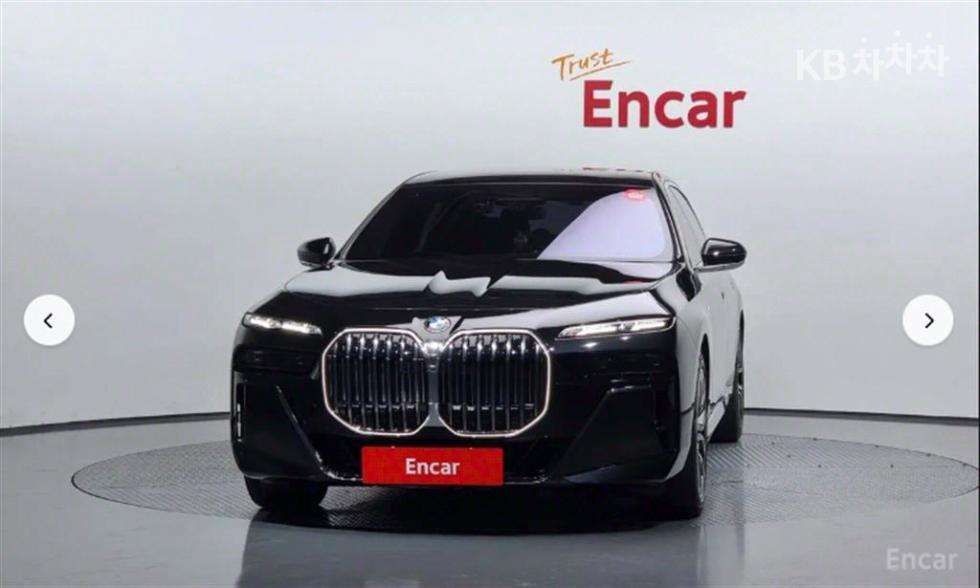 BMW 7er — miniaturë 3