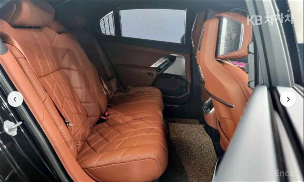 BMW 7er — miniaturë 12