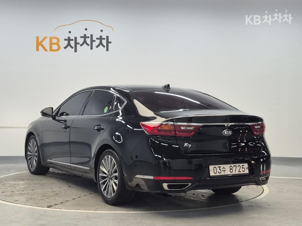 2017 - kia k7