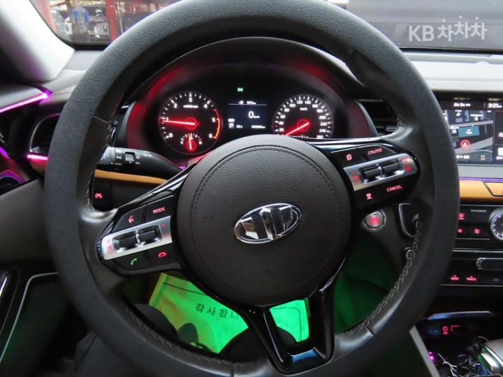 Kia K7 2.2 Diesel Prestige 9