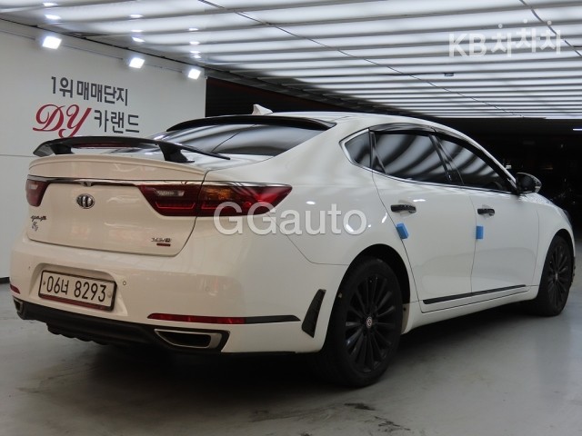 2017 - kia k7