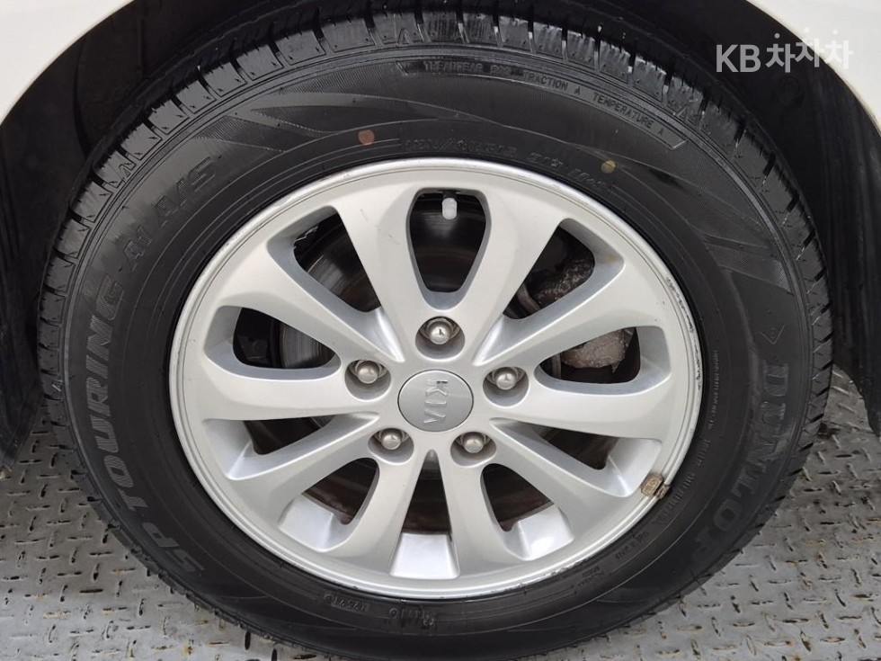 2013 - kia k3