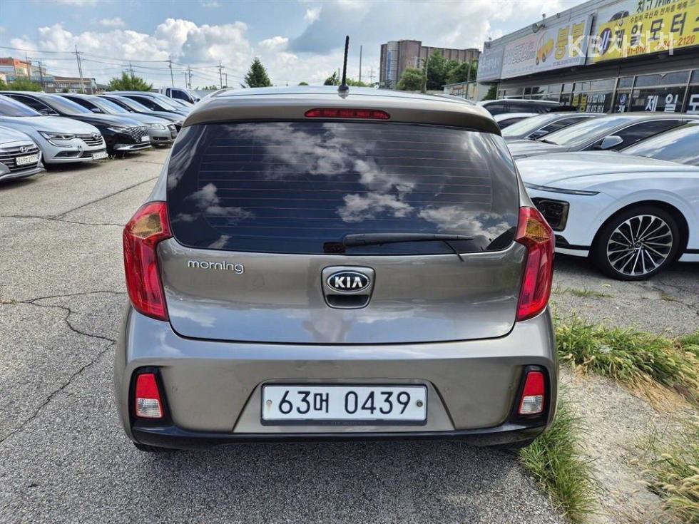 2016 - kia morning