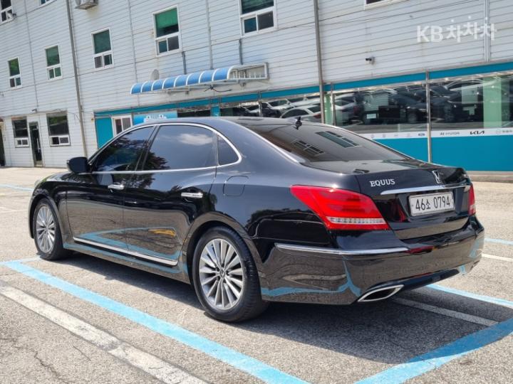 Hyundai Equus New VS380 Premium 6