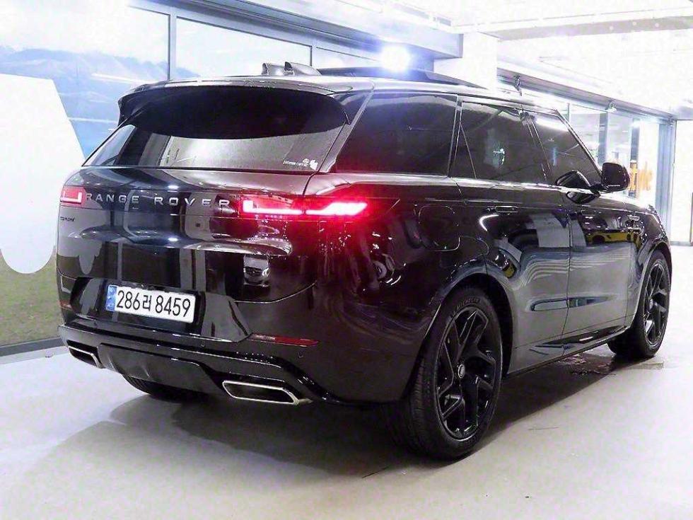 Land Rover Range Rover Sport — miniaturë 4