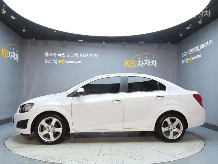 Chevrolet Aveo LT Top Model 6