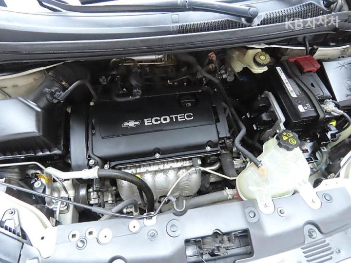 Chevrolet Aveo LT Top Model 8