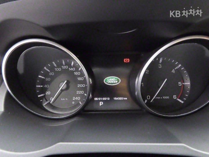 Land Rover Range Rover Evoque 5 Duo 2.2 SD4 Pure 7