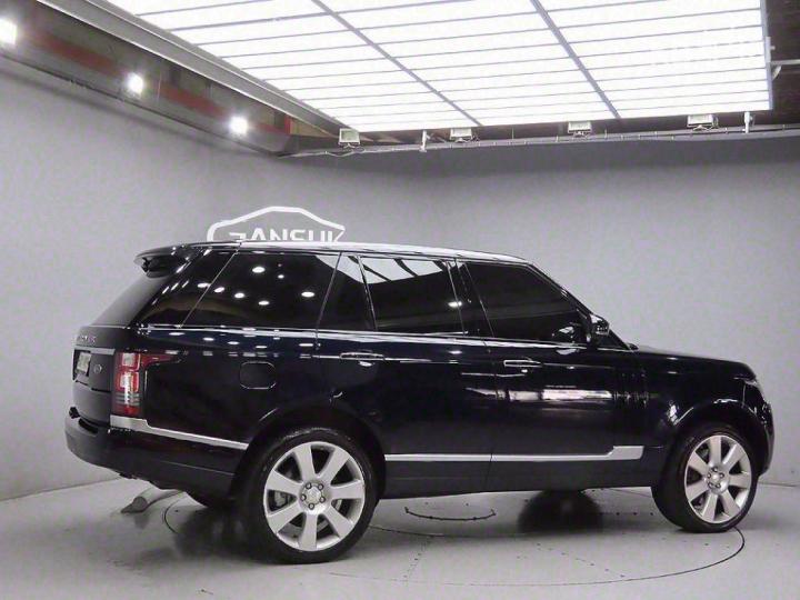 Land Rover Range Rover New 4.4 SDV8 Autobiography 405 5
