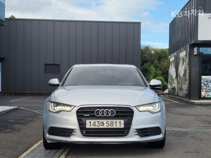 Audi A6 NEW 3.0 TFSI Quattro C7 11 year ~ now 2