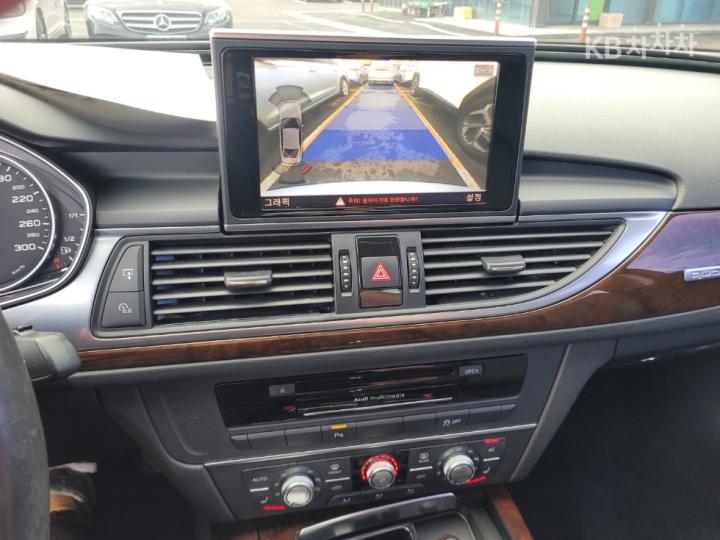 Audi A6 NEW 3.0 TFSI Quattro C7 11 year ~ now 10