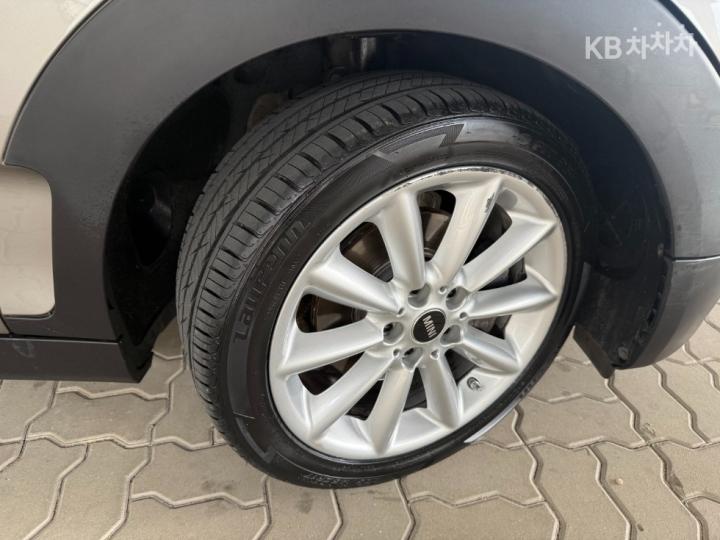 Mini Clubman 1.6 Regular 10