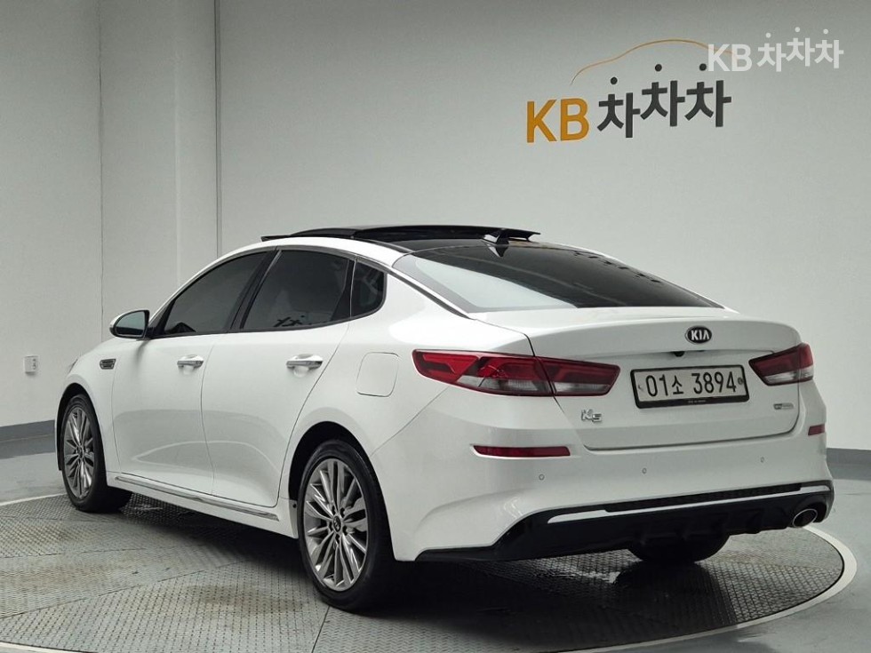 2019 - kia k5