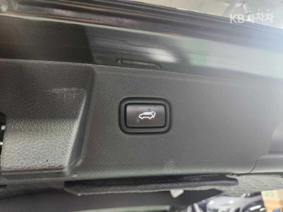 2023 - kia mohave