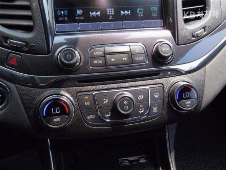 Chevrolet Impala 2.5 LTZ 8