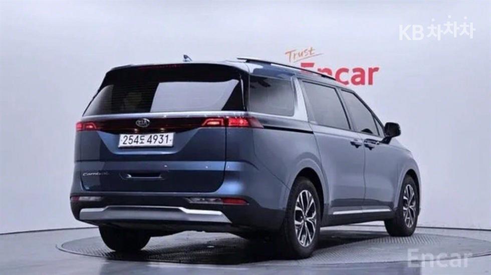 2021 - kia carnival