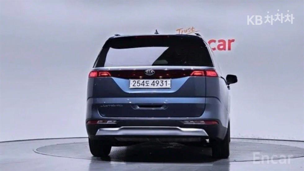 2021 - kia carnival