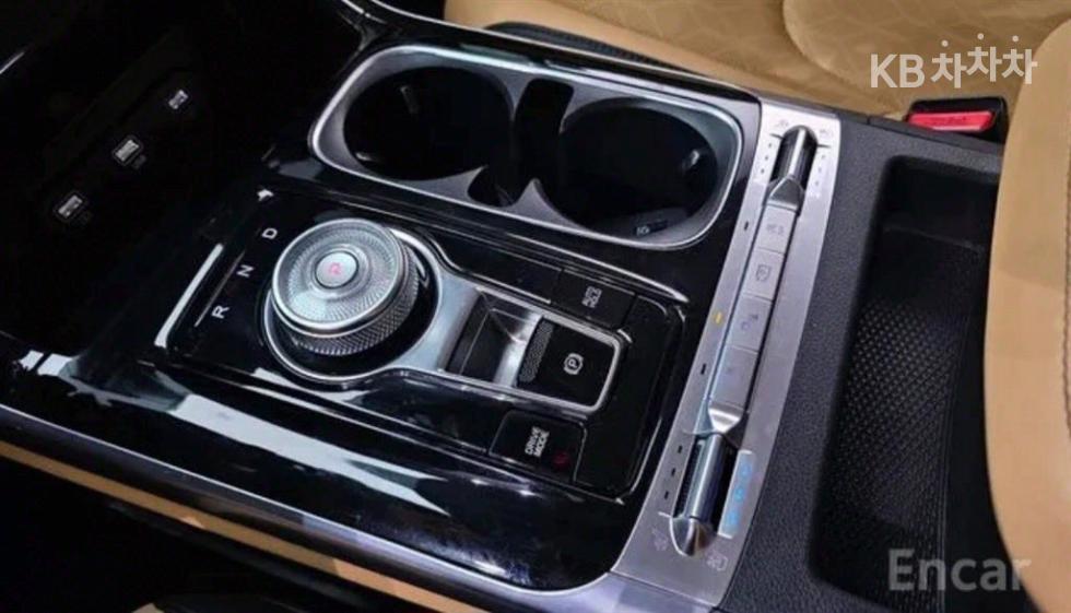 2021 - kia carnival