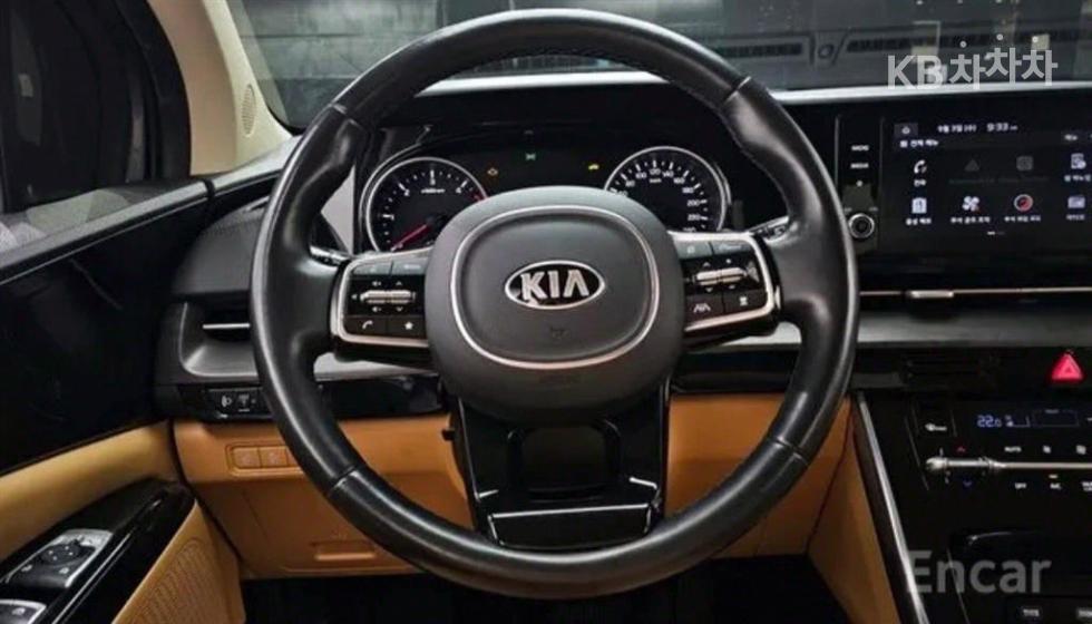 2021 - kia carnival
