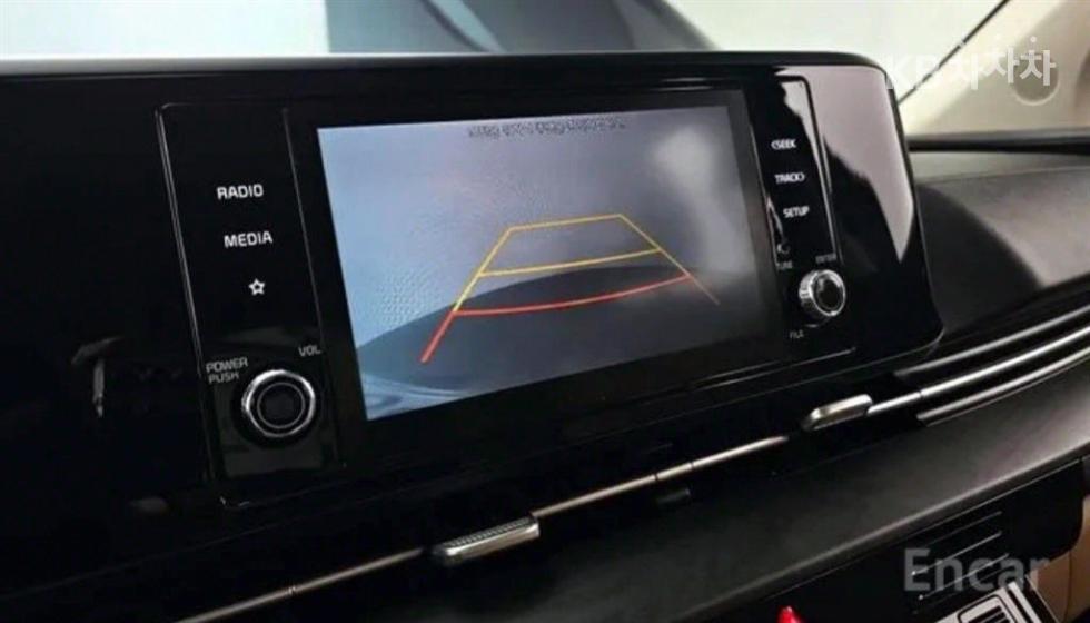 2021 - kia carnival