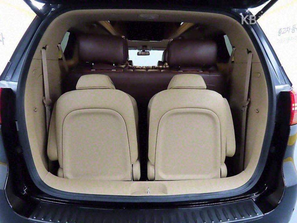 2016 - kia carnival