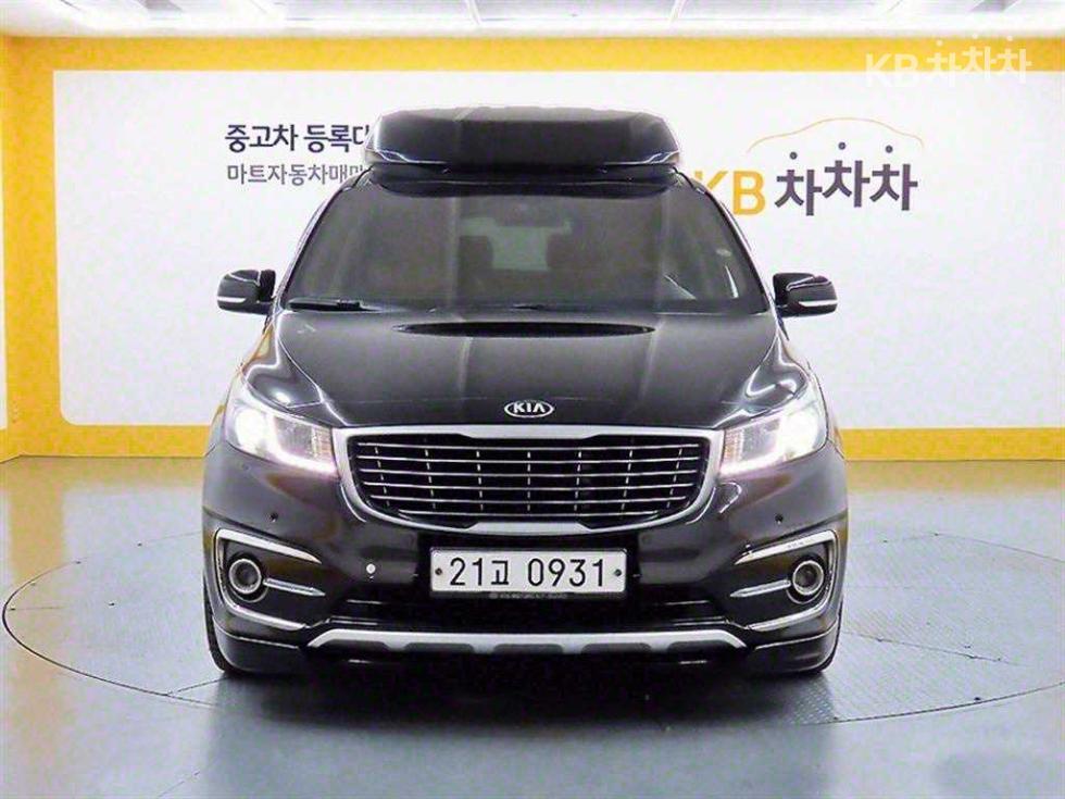 Kia Carnival