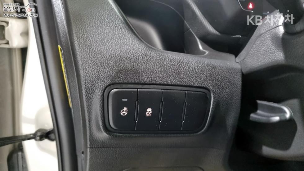 2023 - kia kia