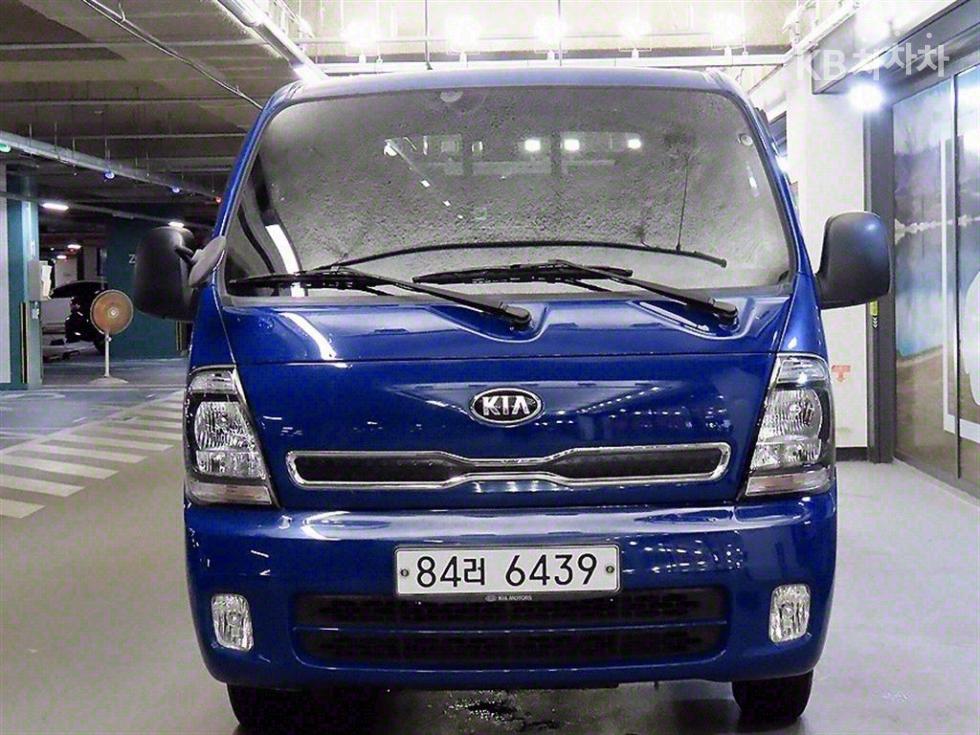 2021 - kia bongo iii
