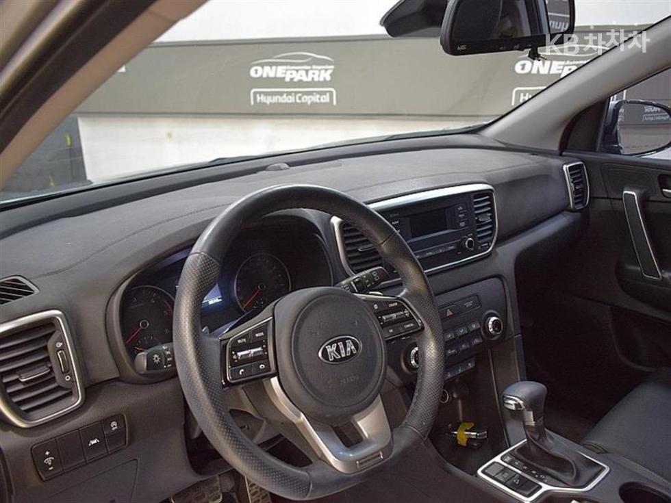 2020 - kia sportage