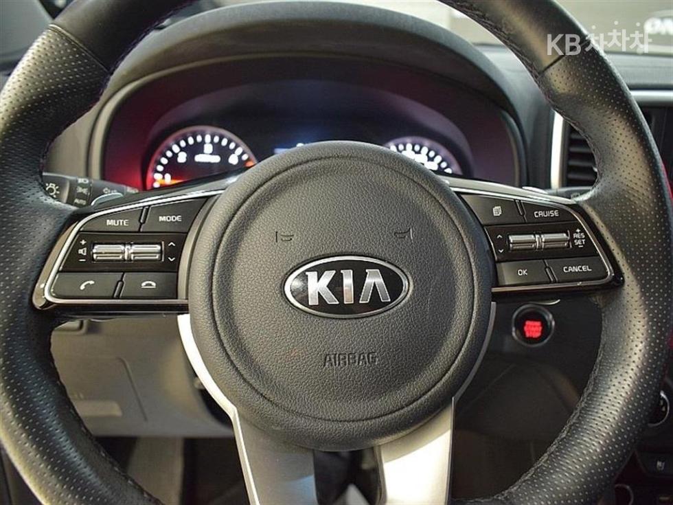2020 - kia sportage