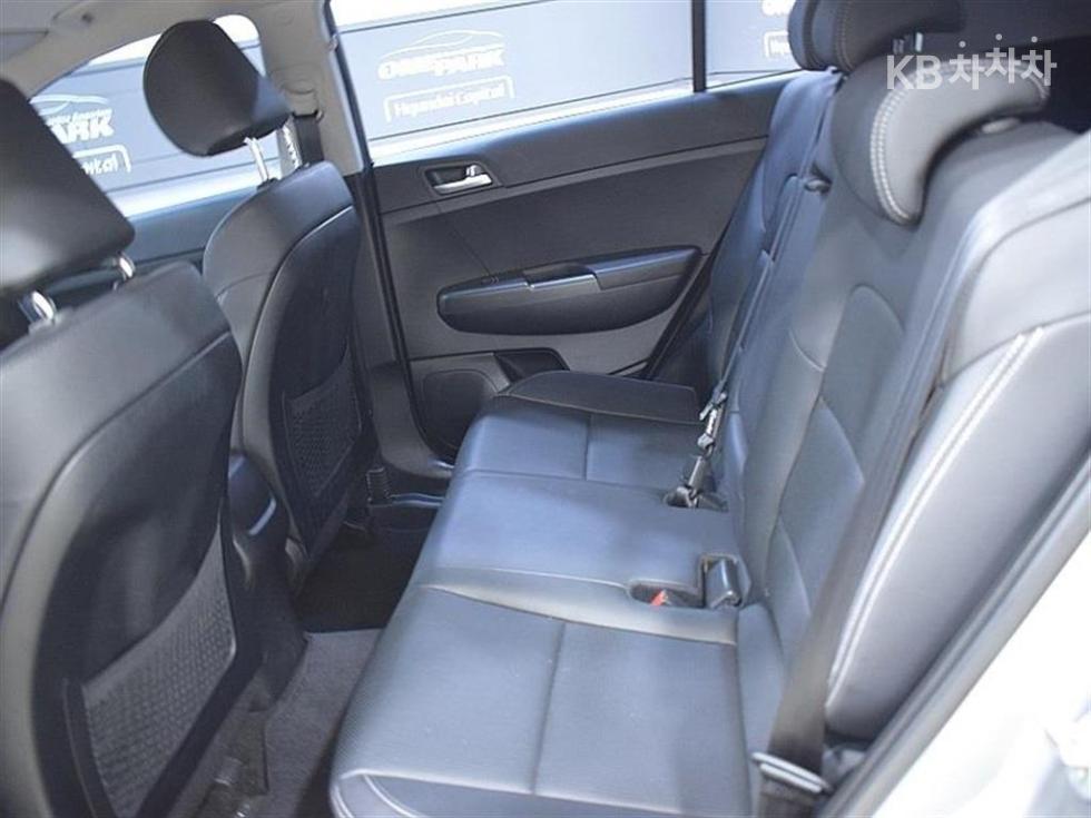 2020 - kia sportage