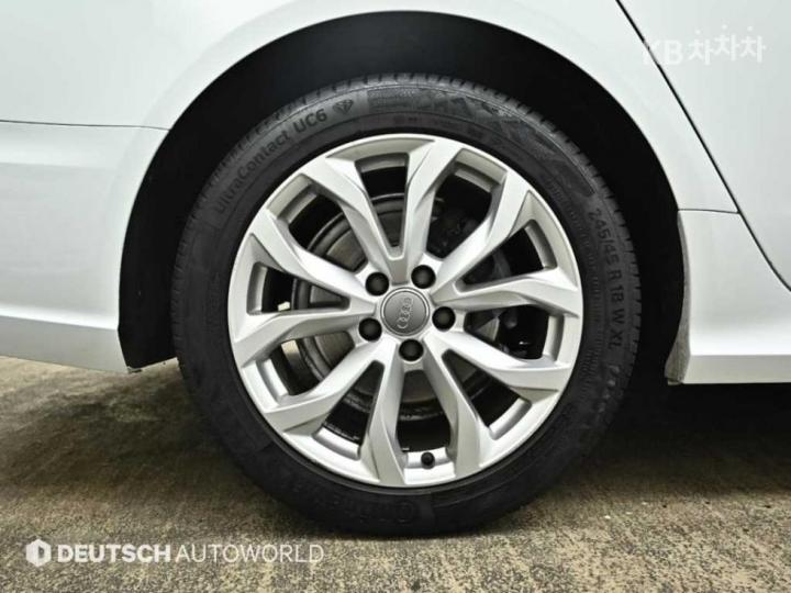 Audi A6 NEW 35 TDI Premium C7 6